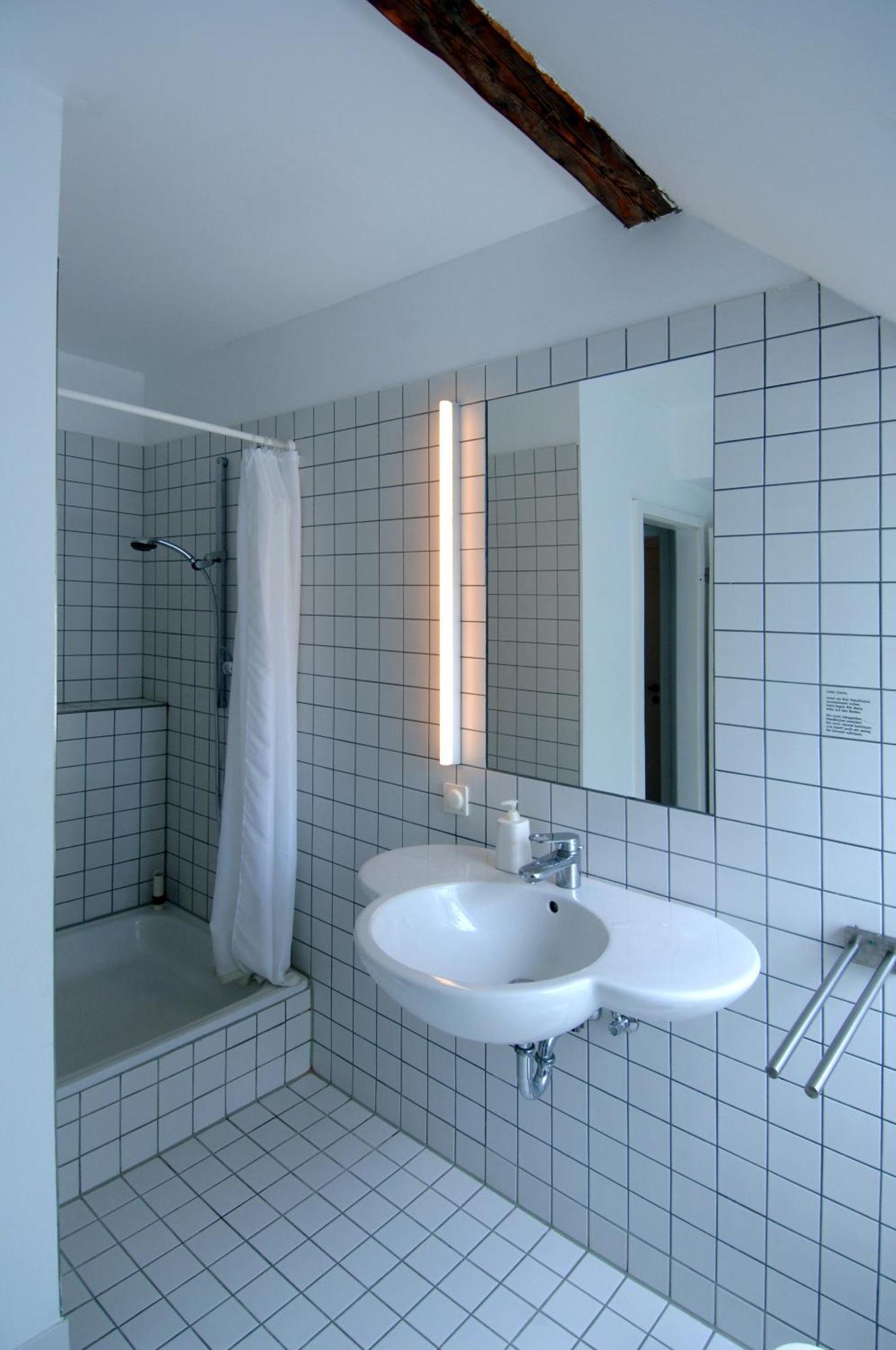 Seehotel Am Neuklostersee Habitación foto